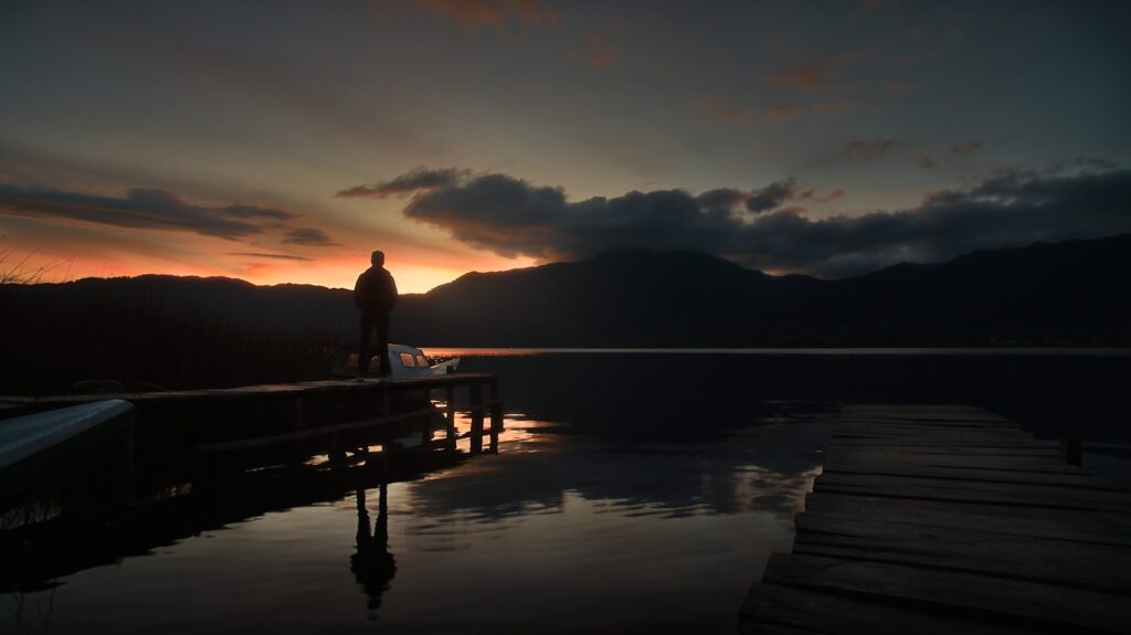 Fotografías de paisaje nocturno - Llega la noche en la Laguna de La Cocha - Elkin Vallejo - Photography