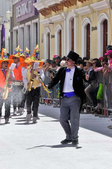 Familia Castañeda - Carnaval de Negros y Blancos - Elkin Vallejo