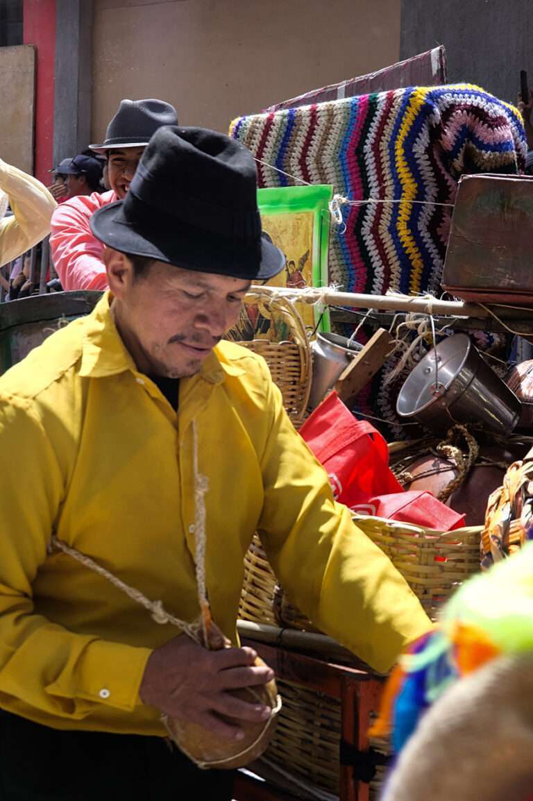 Familia Castañeda - Carnaval de Negros y Blancos - Elkin Vallejo
