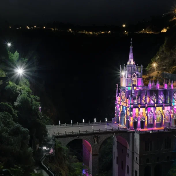 Nocturna de la iglesia de Las Lajas - Elkin Vallejo