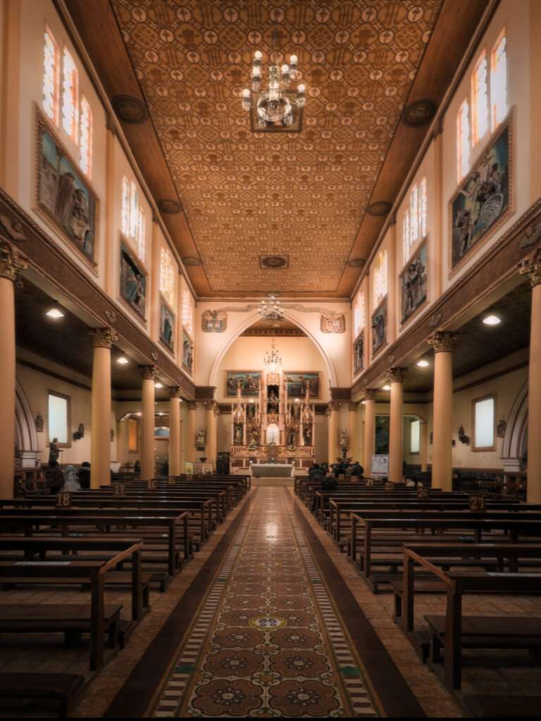 Interior de la iglesia de Potosí - Elkin Vallejo