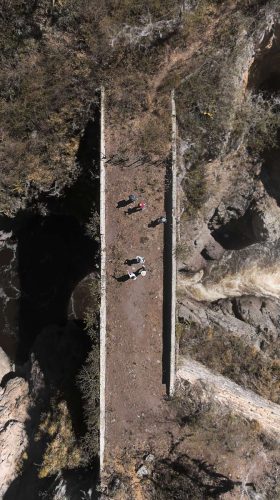 Sobre el Puente de Tacuaya - Elkin Vallejo